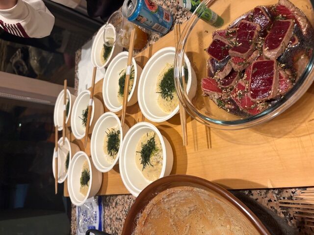 敬愛するお客様が釣った本マグロ270ｋｇ　マグロづくしで食事会