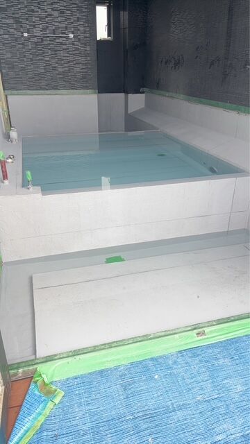 リボール防水仕上げ後の水張検査