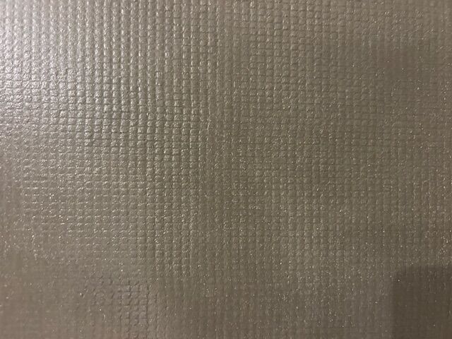 埋込薪ストーブの壁に漆喰仕上げ